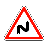 Декілька поворотів (перший праворуч)
